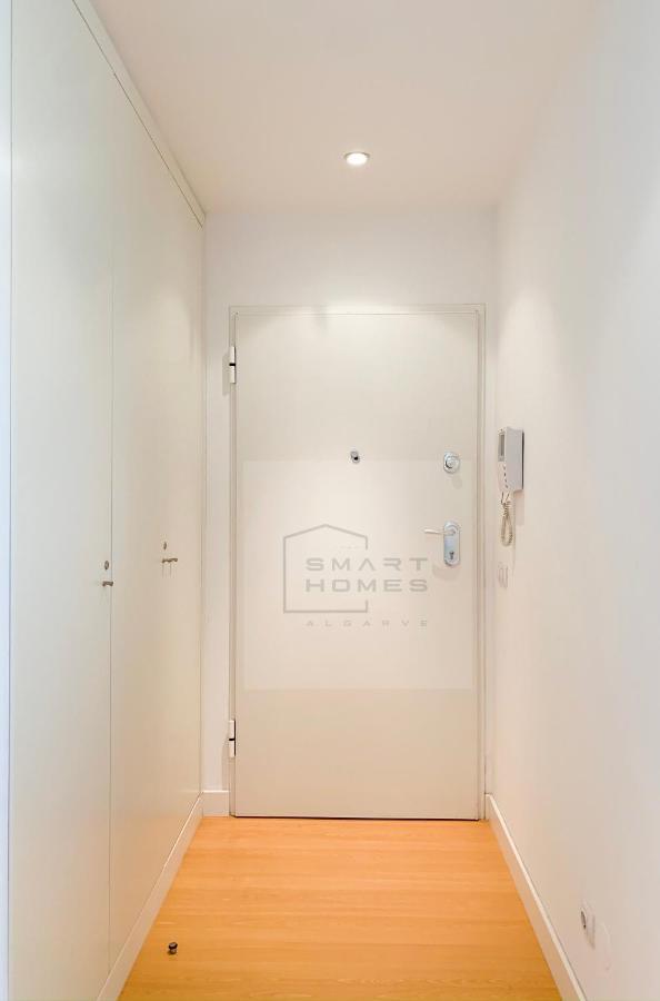 Bright & Spacious 2 Bed Flat 2 Bath W Garage In Lagos Marina 外观 照片