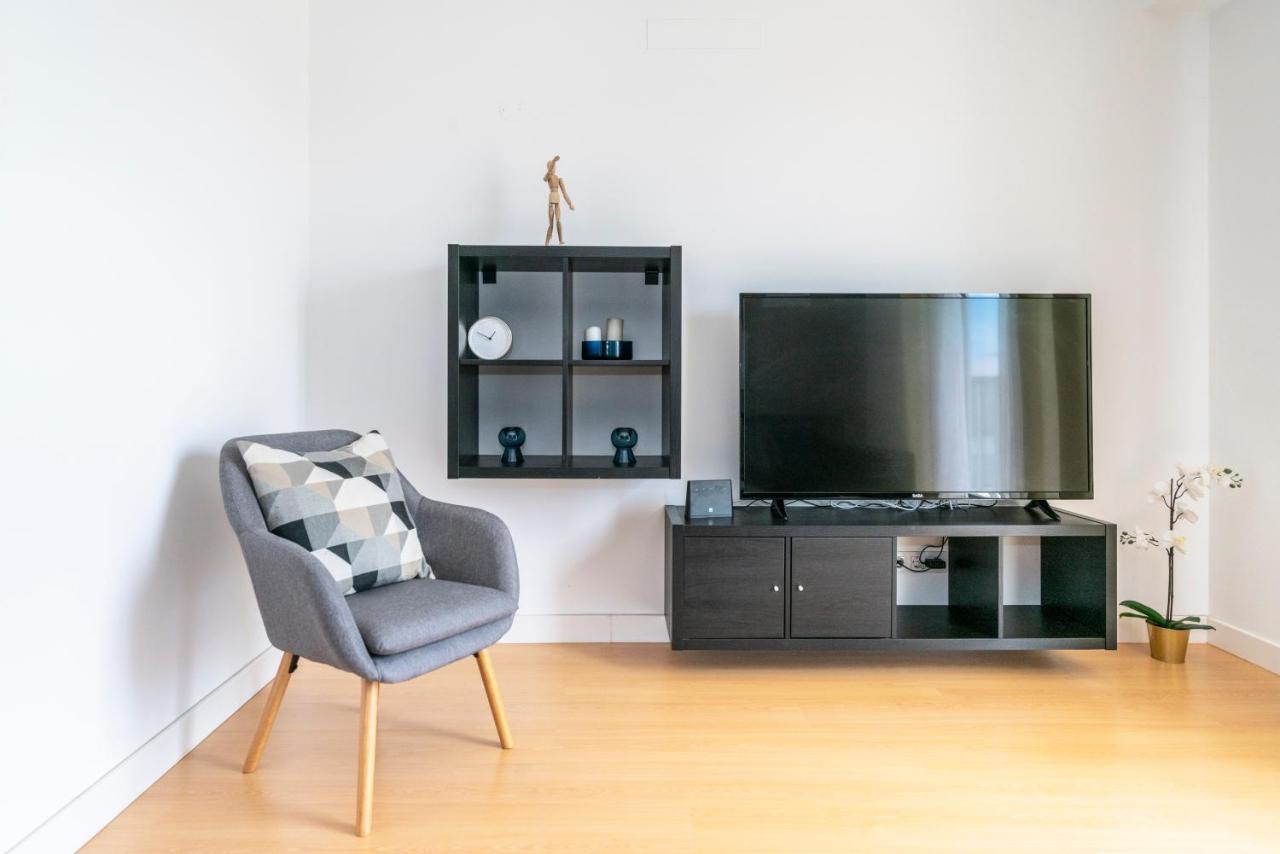 Bright & Spacious 2 Bed Flat 2 Bath W Garage In Lagos Marina 外观 照片
