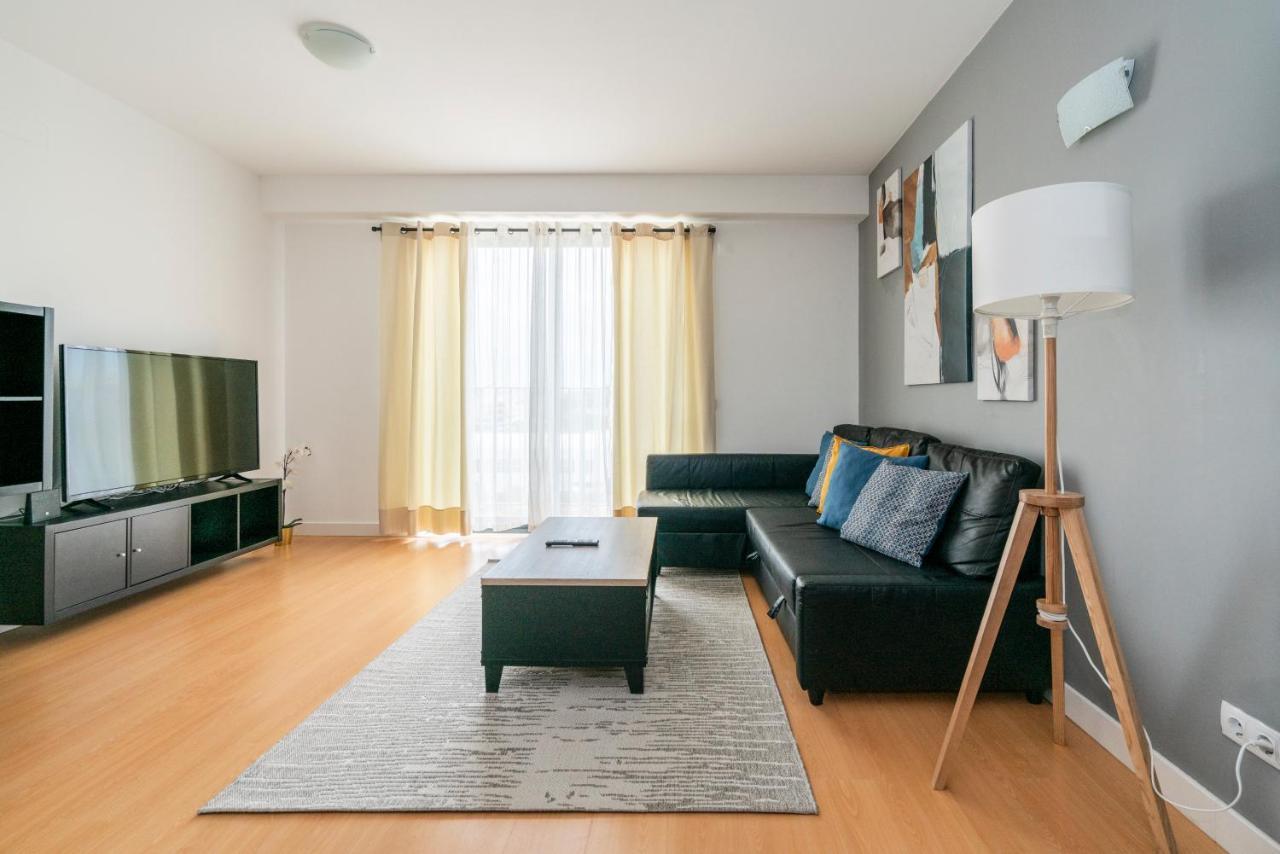 Bright & Spacious 2 Bed Flat 2 Bath W Garage In Lagos Marina 外观 照片